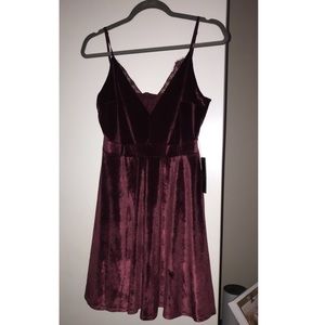 Lulu’s- Mauve purple velvet skaters dress-NEW